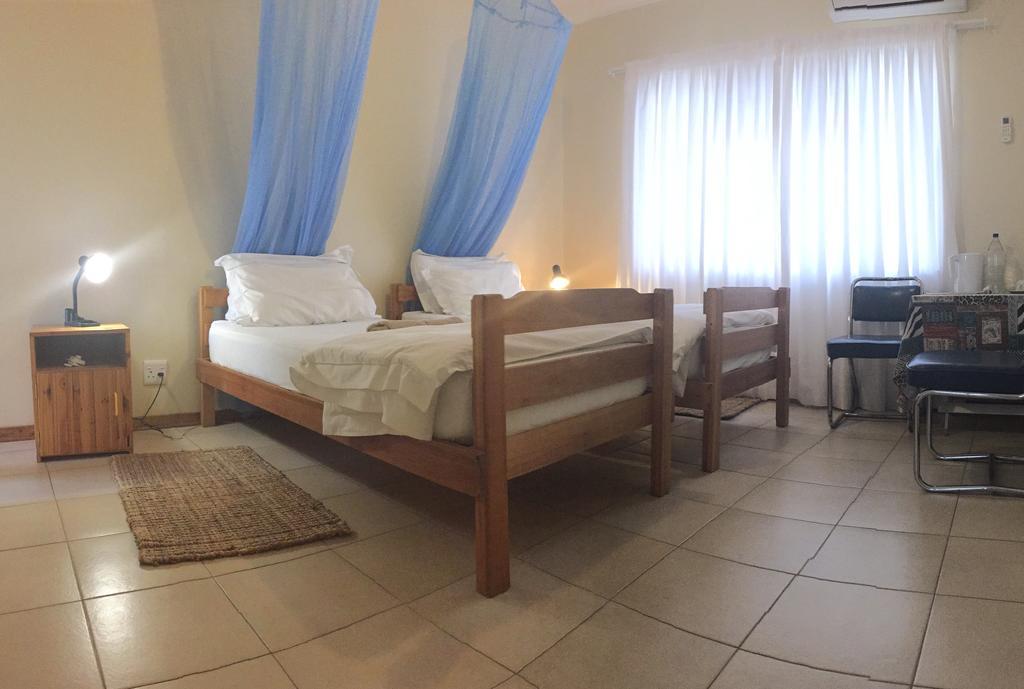 Отель Brandberg Rest Camp Uis Номер фото
