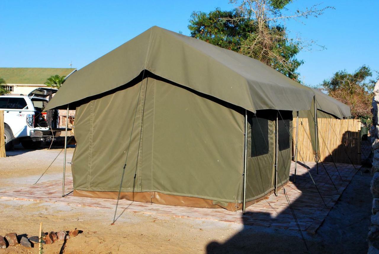 Отель Brandberg Rest Camp Uis Экстерьер фото